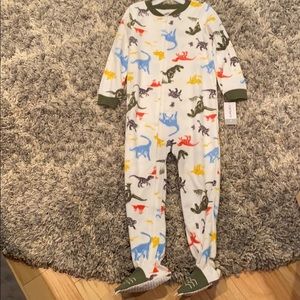 Dinosaur pajamas boys sz 5 NWT